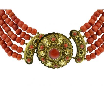 Bloedkoralen collier met geelgouden slot 44 - 51 cm., Schoonhoven ca. 1900 Goud