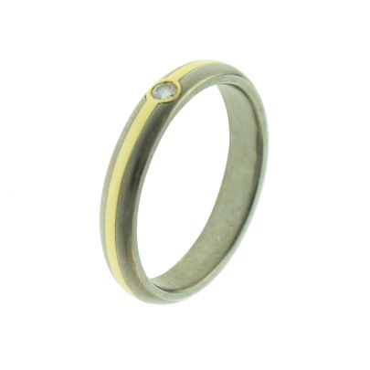 Titanium damesring met geelgouden baan en diamant Goud Titanium