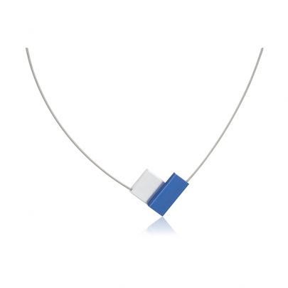 Clic aluminium/stalen ketting met blauw accent + magnetisch slot 42 cm., C150B Aluminium Edelstaal Clic by Suzanne