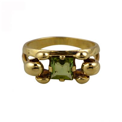 Geelgouden ring met peridot, Nederland ca. 1950 Goud