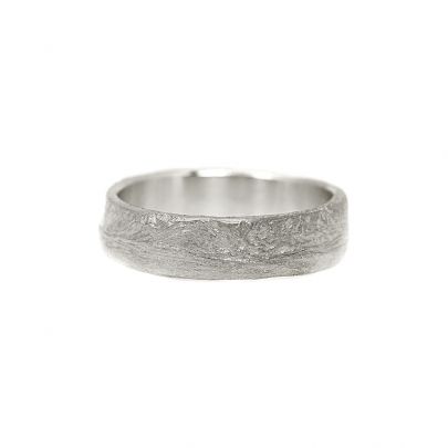 Liesbeth Busman zilveren Earth ring Zilver Liesbeth Busman