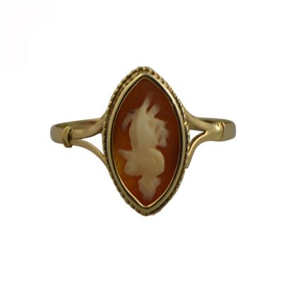 Geelgouden ring met schelpcamé, Amsterdam ca. 1910 Goud